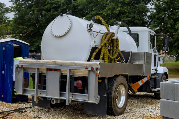 Best Portable restroom trailer rental  in Cleora, OK